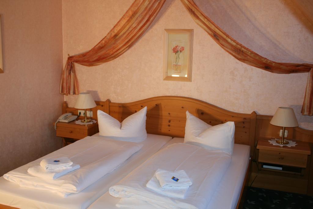 Hotel Seewisch Flessenow Стая снимка