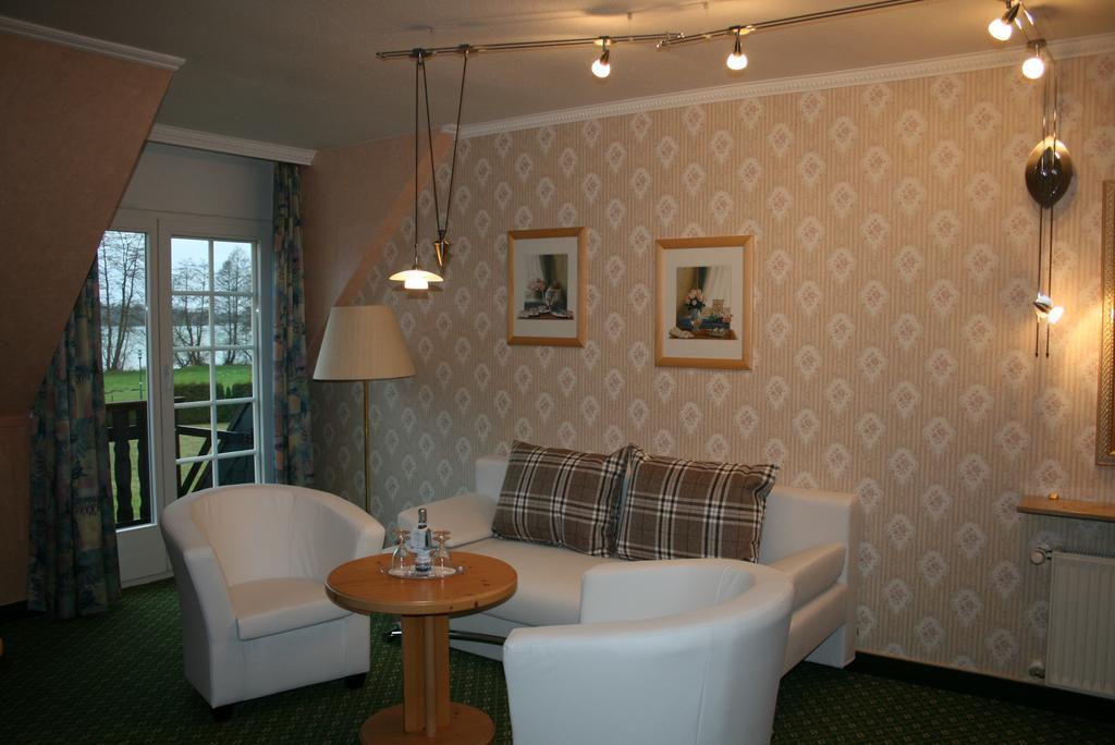 Hotel Seewisch Flessenow Екстериор снимка